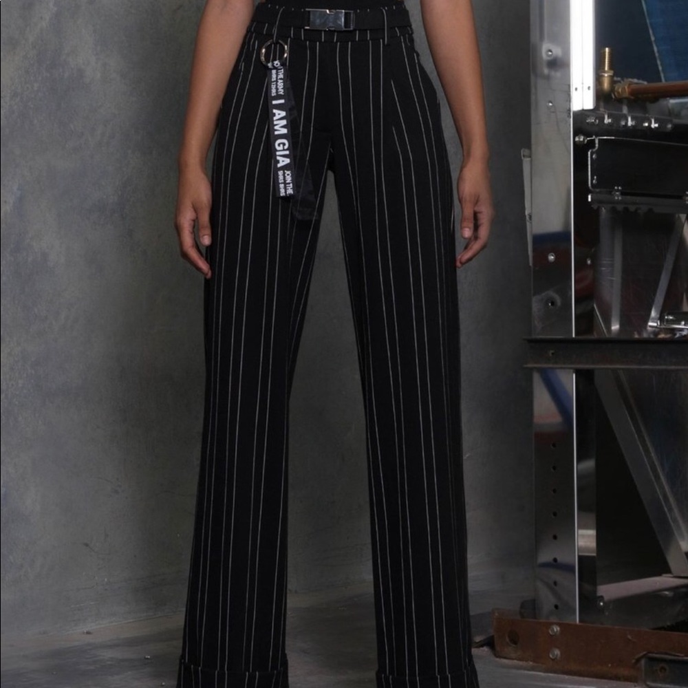 I am Gia Mira pant black